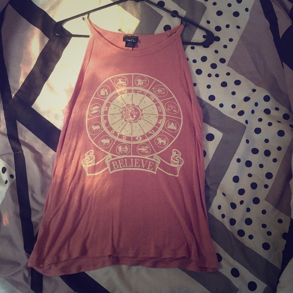 Rue 21 shirt - Picture 1 of 2